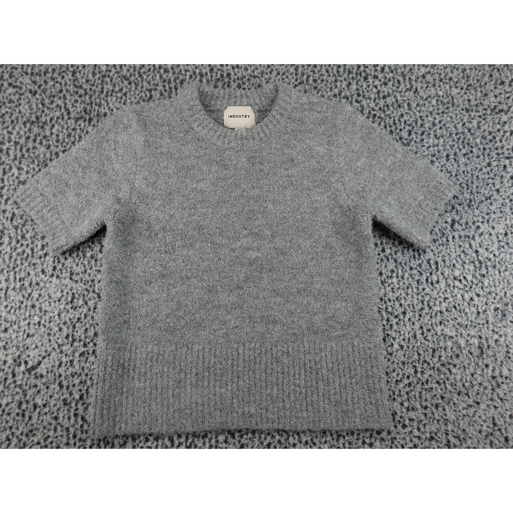 Industry Knit Sweater Womens Size M‎ Grey Short Sleeve Wool Blend Fuzzy Top